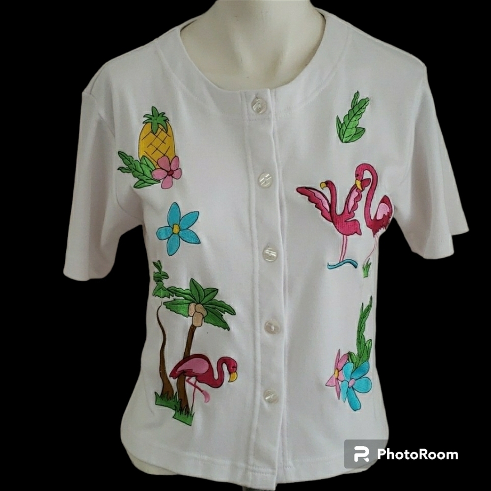Needle & Threads VTG button short sleeve top white w. tropical design Sz PS